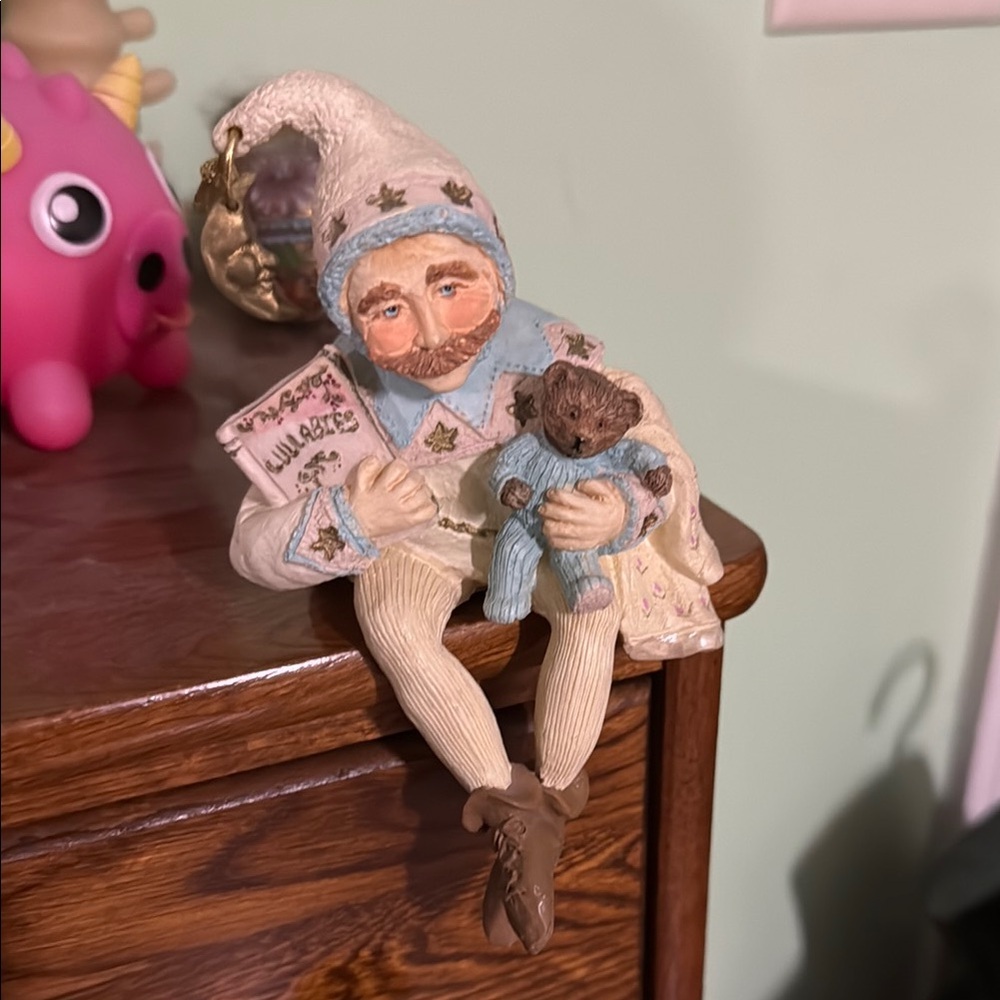 VINTAGE Collectible Figurine Shenandoah Designs The Keeper of The Nursery RARE